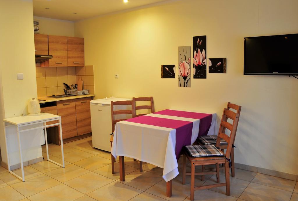 Apartamenty I Pokoje Przy Parku Jelenia Góra Værelse billede