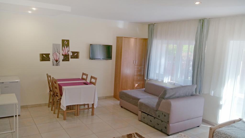 Apartamenty I Pokoje Przy Parku Jelenia Góra Værelse billede